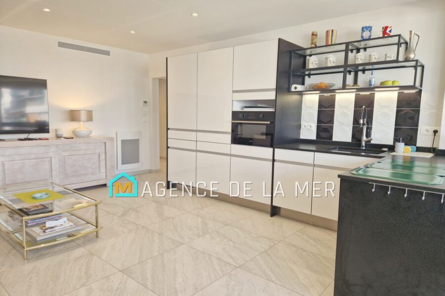 Appartement à vendre à Mandelieu-la-napoule — Vue mer — photo 16