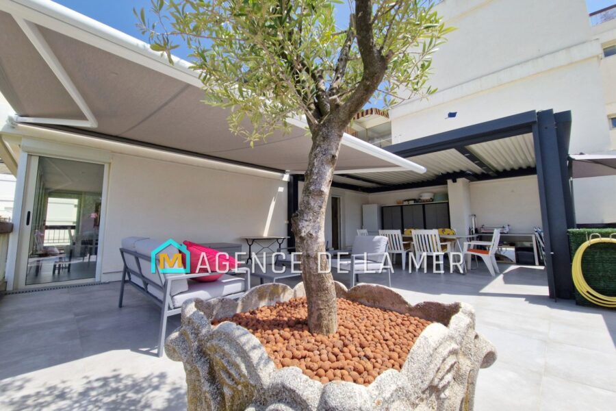Appartement à vendre à Mandelieu-la-napoule — Vue mer — photo 5