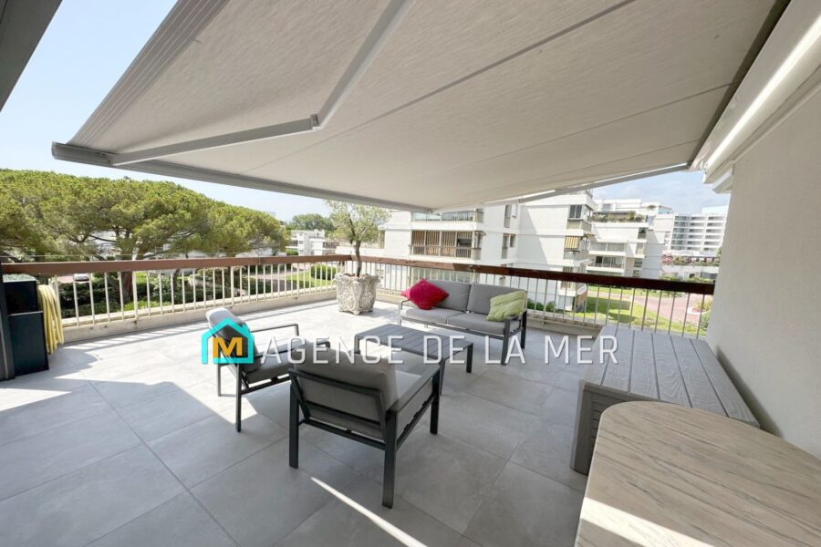 Appartement à vendre à Mandelieu-la-napoule — Vue mer — photo 18