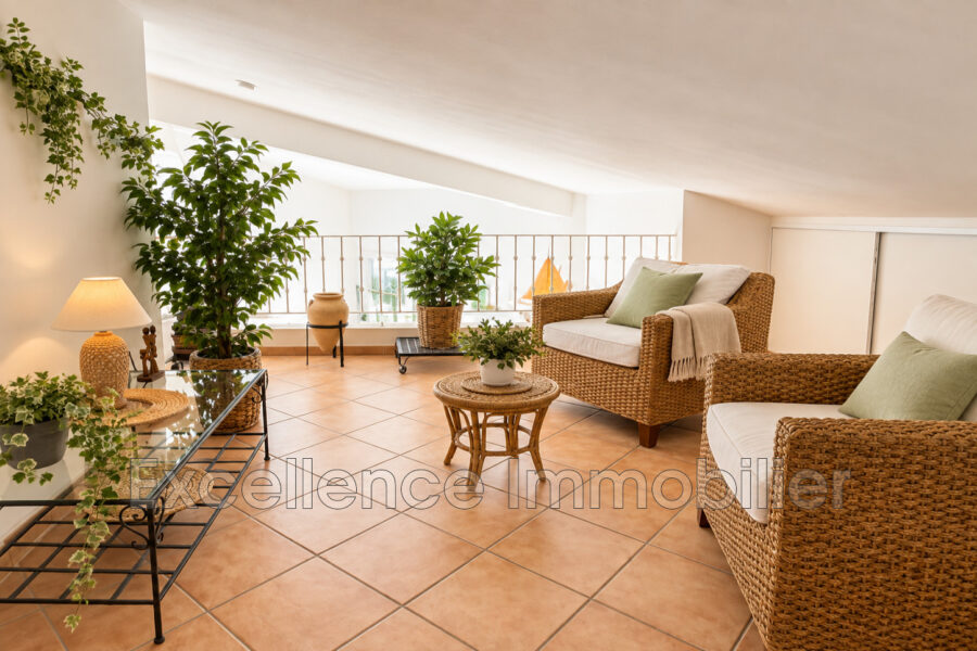 Appartement à vendre à Sainte-Maxime — Vue nature — photo 7