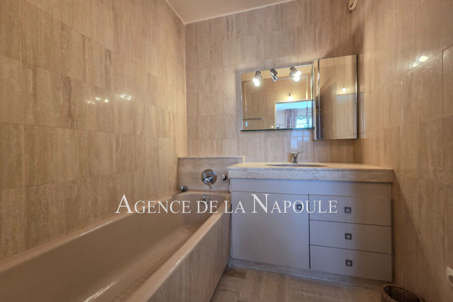 Appartement à vendre à Mandelieu-la-napoule — Vue mer — photo 13