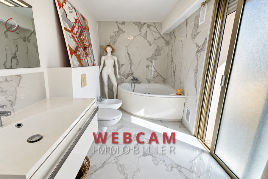 Appartement à vendre à Le Cannet — Vue sur la ville — photo 11