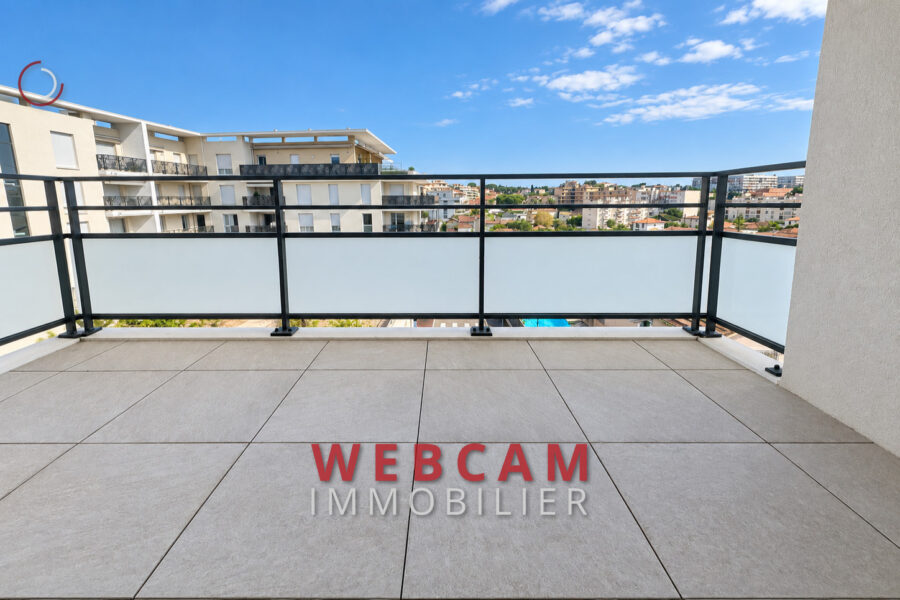 Appartement à vendre à Le cannet — Vue sur la ville — photo 2