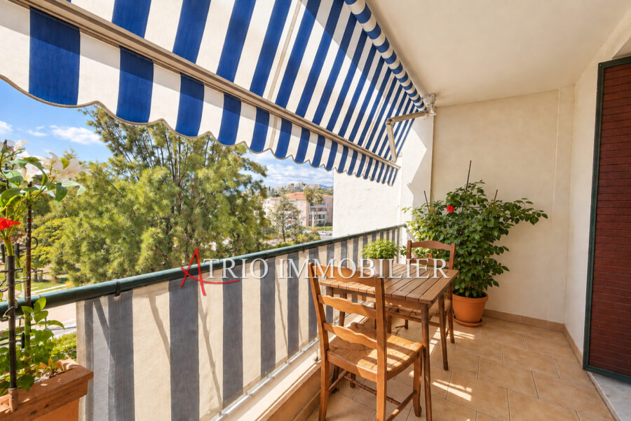 Appartement à vendre à Cagnes-sur-mer — Vue parc & jardin — photo 1
