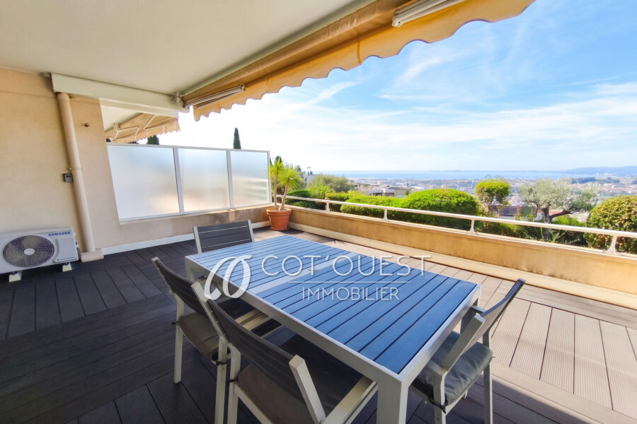 Appartement à louer à Nice — Vue mer — photo 1