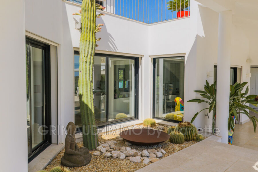 Maison à vendre à Grimaud — Vue mer — photo 9