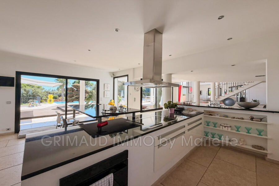 Maison à vendre à Grimaud — Vue mer — photo 17