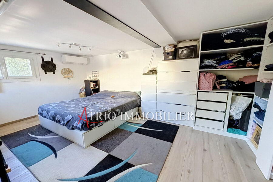 Maison à vendre à Cagnes-sur-Mer — Vue sur la ville — photo 13