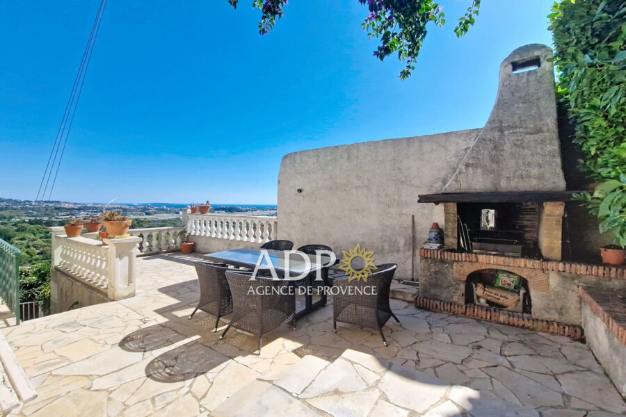 Maison à vendre à Mandelieu-la-napoule — Vue mer — photo 3
