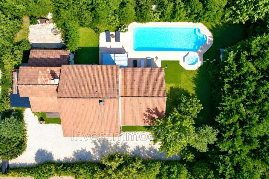 Maison à vendre à Pourrières — Vue parc & jardin — photo 9