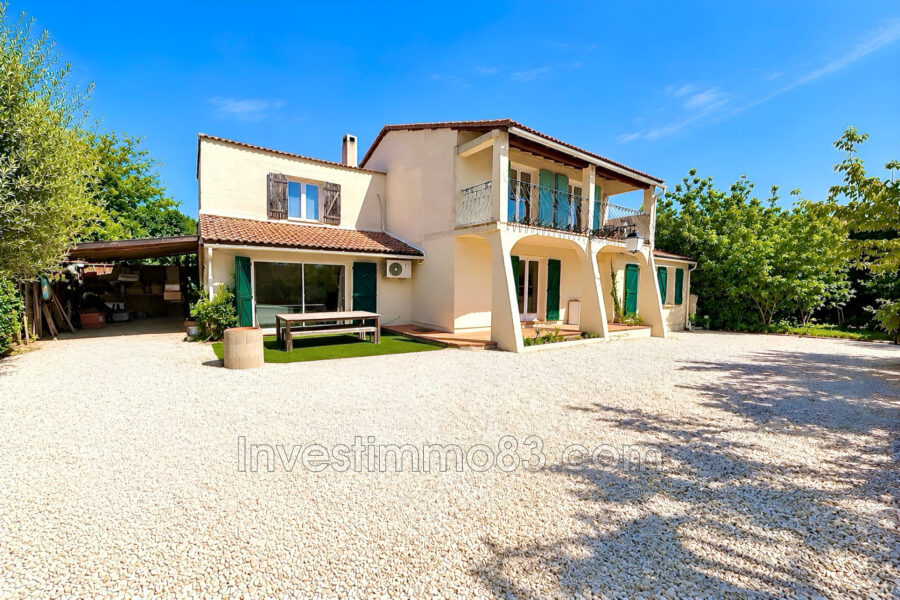 Maison à vendre à Pourrières — Vue parc & jardin — photo 12