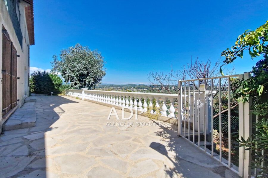 Maison à vendre à Mandelieu-la-napoule — Vue mer — photo 12