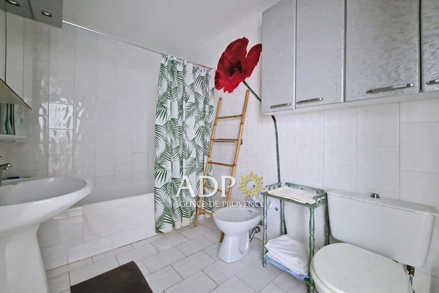 Maison à vendre à Mandelieu-la-napoule — Vue mer — photo 17