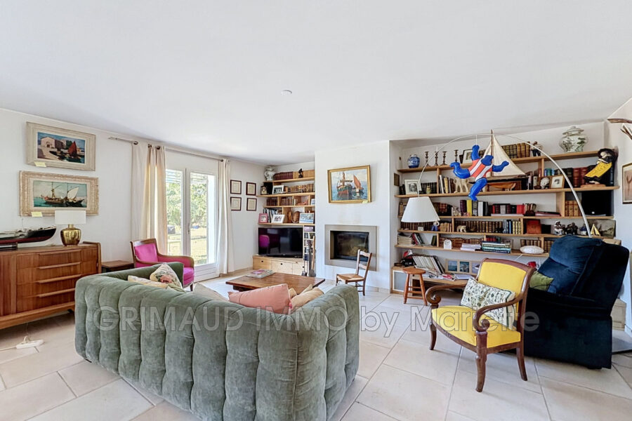 Maison à vendre à Cogolin — Vue parc & jardin — photo 5
