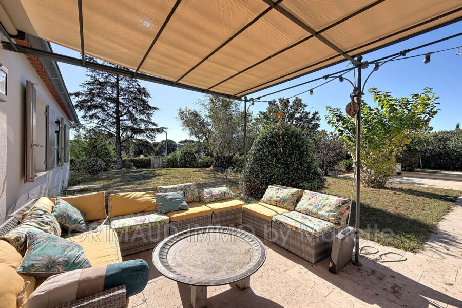 Maison à vendre à Cogolin — Vue parc & jardin — photo 3