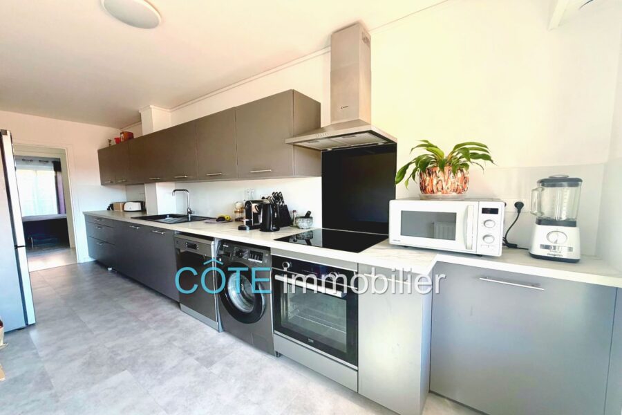 Appartement à vendre à Antibes — Vue sur la ville — photo 3