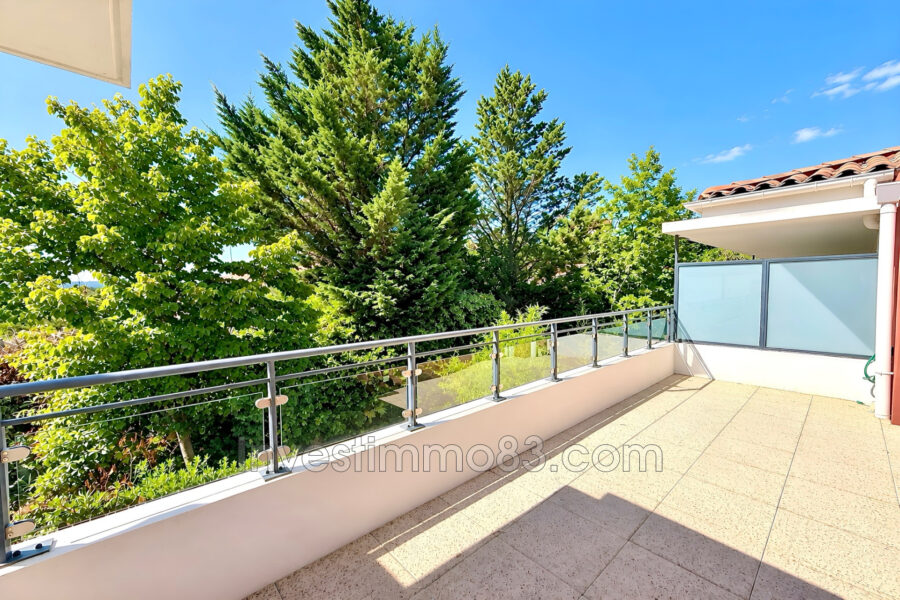 Appartement à vendre à Rousset — Vue parc & jardin — photo 5