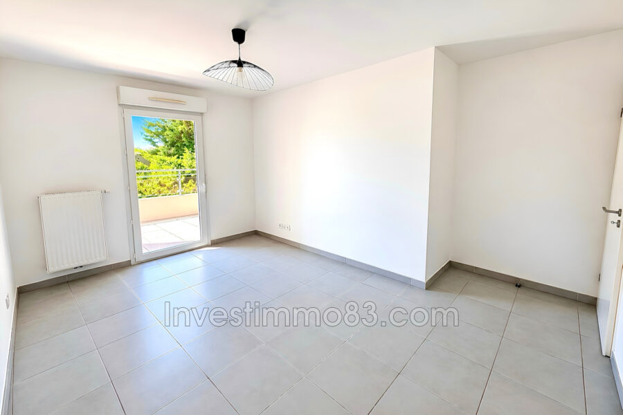 Appartement à vendre à Rousset — Vue parc & jardin — photo 8