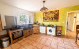 Maison à vendre à Saint-Maximin-la-Sainte-Baume — Vue parc & jardin — photo 4