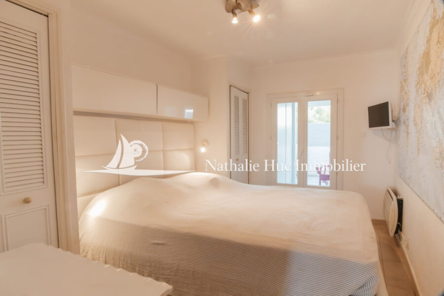 Maison à vendre à Sainte-marie-la-mer — Vue mer — photo 10