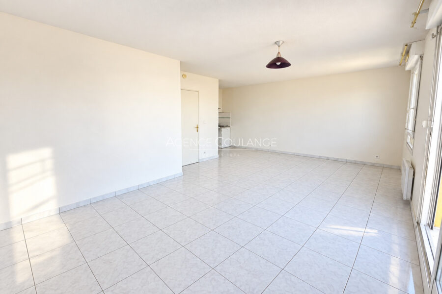 Appartement à vendre à La Ciotat — Vue sur la ville — photo 3