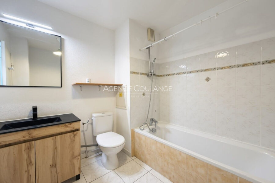 Appartement à vendre à La Ciotat — Vue sur la ville — photo 4