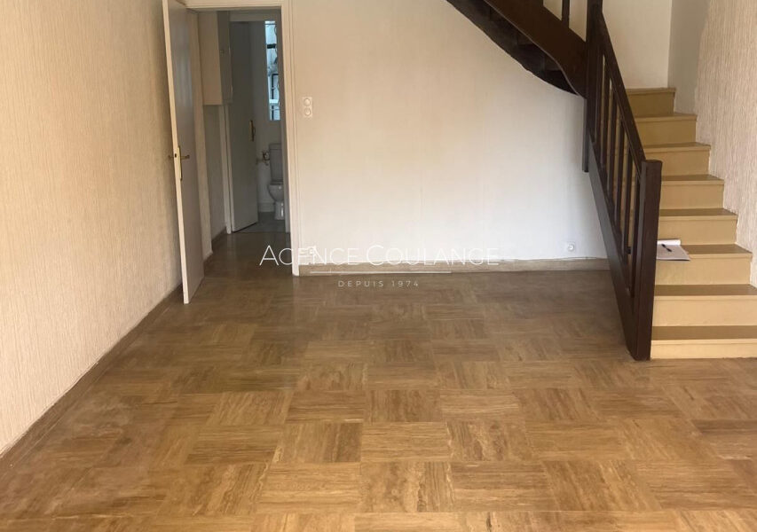Appartement à louer à Mandelieu-la-napoule — Vue mer — photo 4
