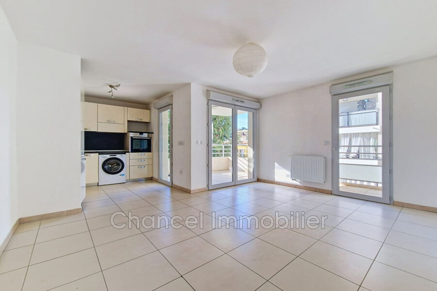 Appartement à vendre à Saint-laurent-du-var — Vue parc & jardin — photo 2