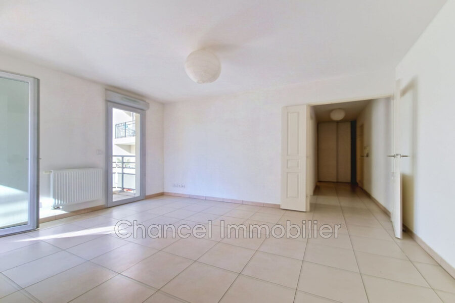 Appartement à vendre à Saint-laurent-du-var — Vue parc & jardin — photo 3
