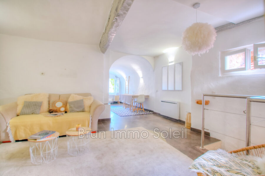 Appartement à vendre à Cagnes-sur-mer — Vue sur la ville — photo 4