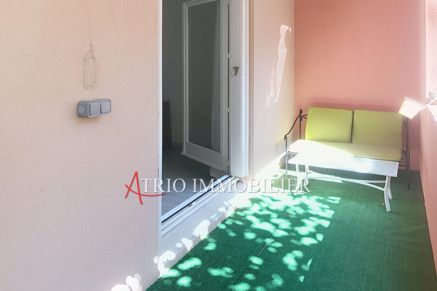 Appartement à louer à Nice — Vue dégagée — photo 2