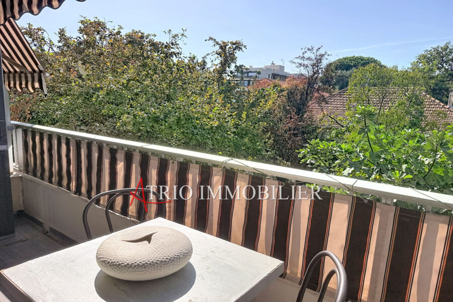 Appartement à vendre à Saint-laurent-du-var — Vue parc & jardin — photo 2