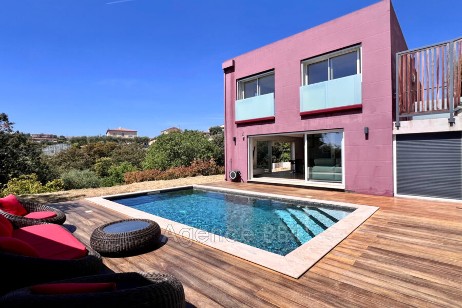 Maison à vendre à Nice — Vue sur la ville — photo 3