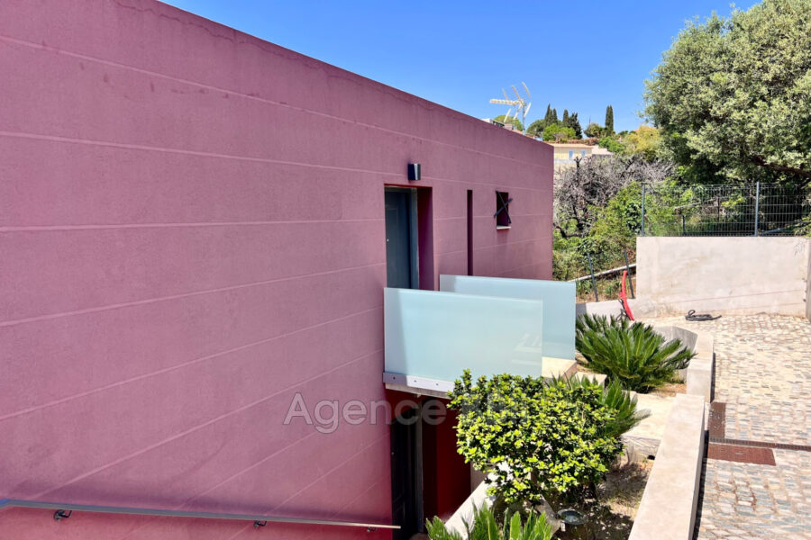 Maison à vendre à Nice — Vue sur la ville — photo 7