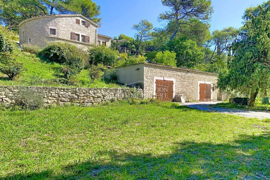 Maison à vendre à Saint-rémy-de-provence — Vue nature — photo 4
