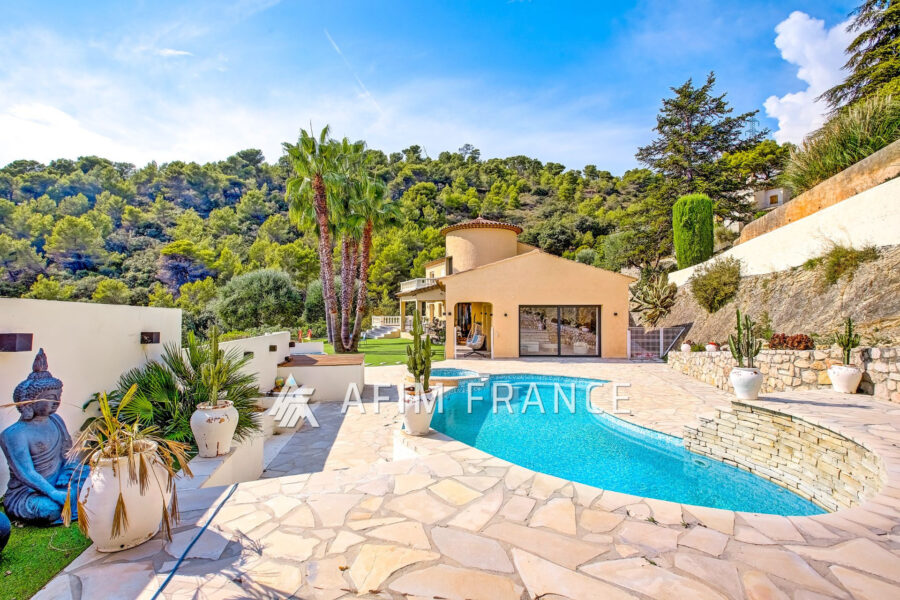 Maison à vendre à Tourrette-levens — Vue mer — photo 2