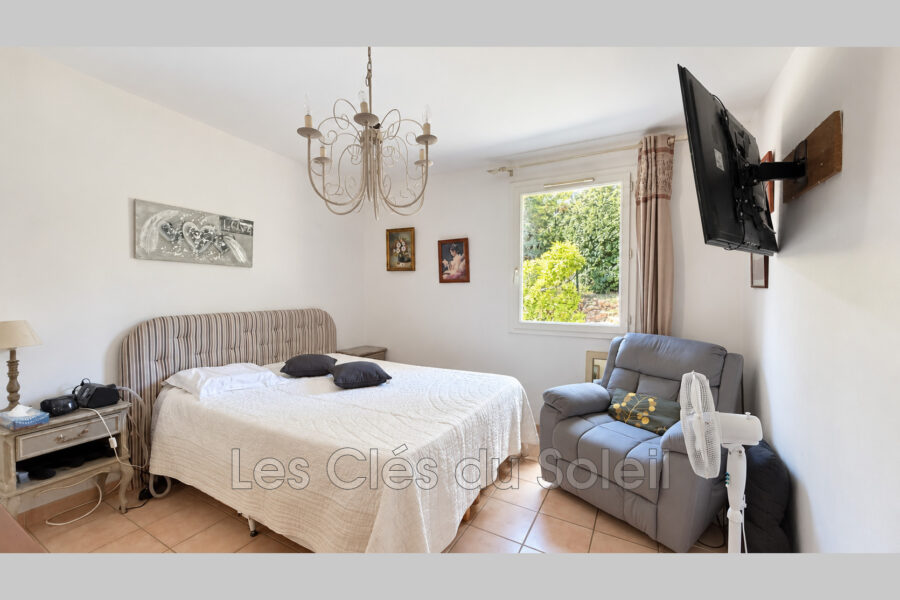 Maison à vendre à Brignoles — Vue dégagée — photo 8