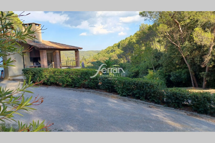 Maison à vendre à Entrecasteaux — Vue nature — photo 11