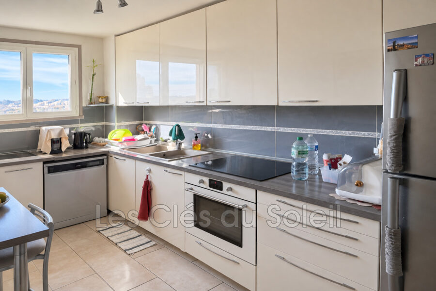 Appartement à louer à Toulon — Vue sur la ville — photo 3