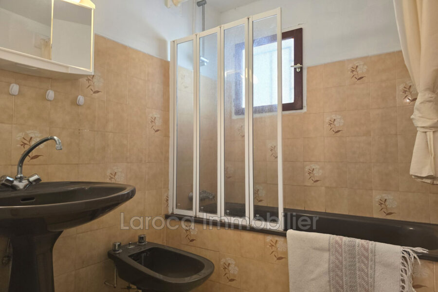 Maison à vendre à Laroque-des-albères — Vue mer — photo 14