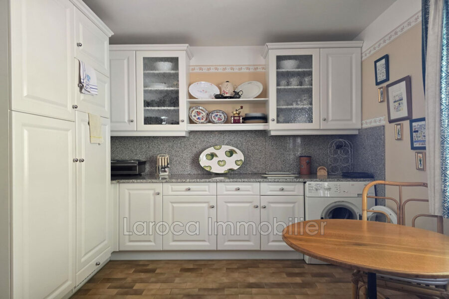 Maison à vendre à Laroque-des-albères — Vue mer — photo 10