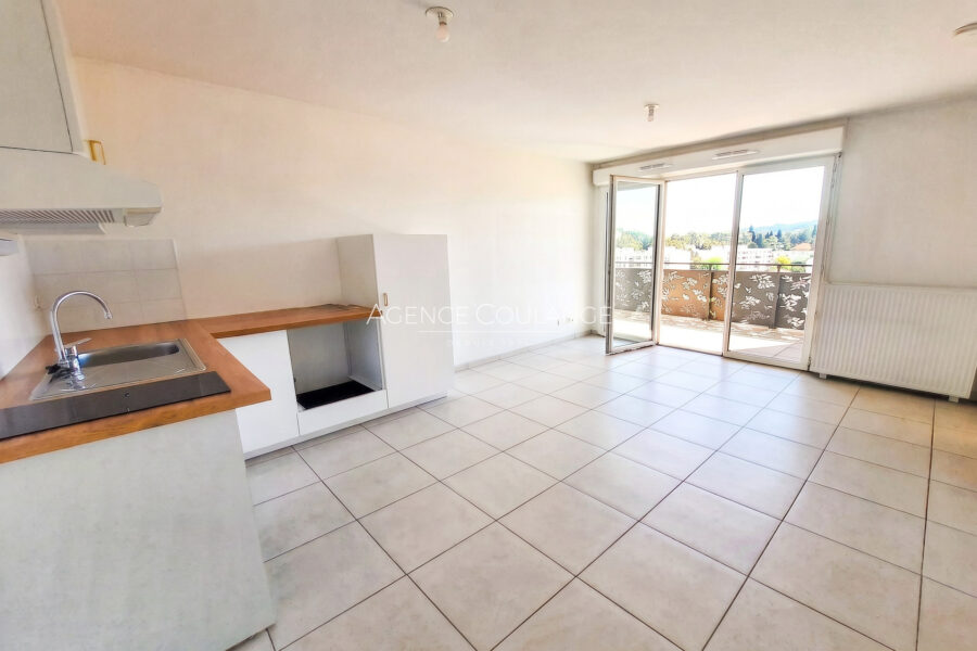 Appartement à vendre à Toulon — Vue sur la ville — photo 2