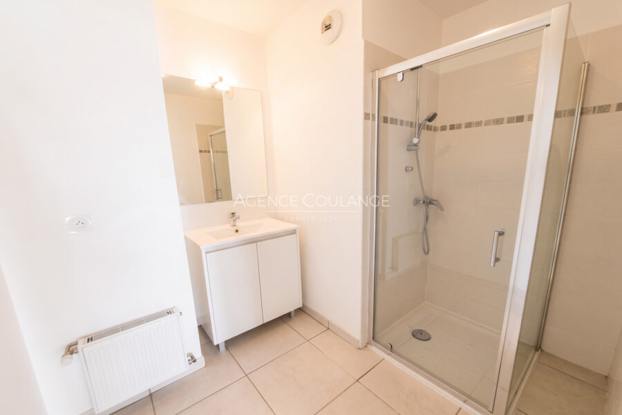 Appartement à vendre à Toulon — Vue sur la ville — photo 8