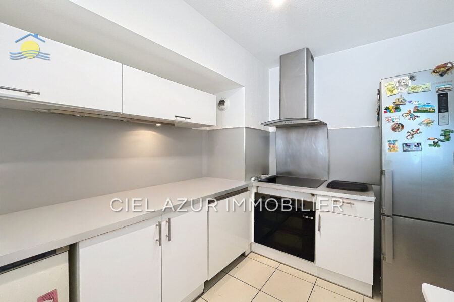 Appartement à vendre à Juan-les-pins — Vue sur la ville — photo 2