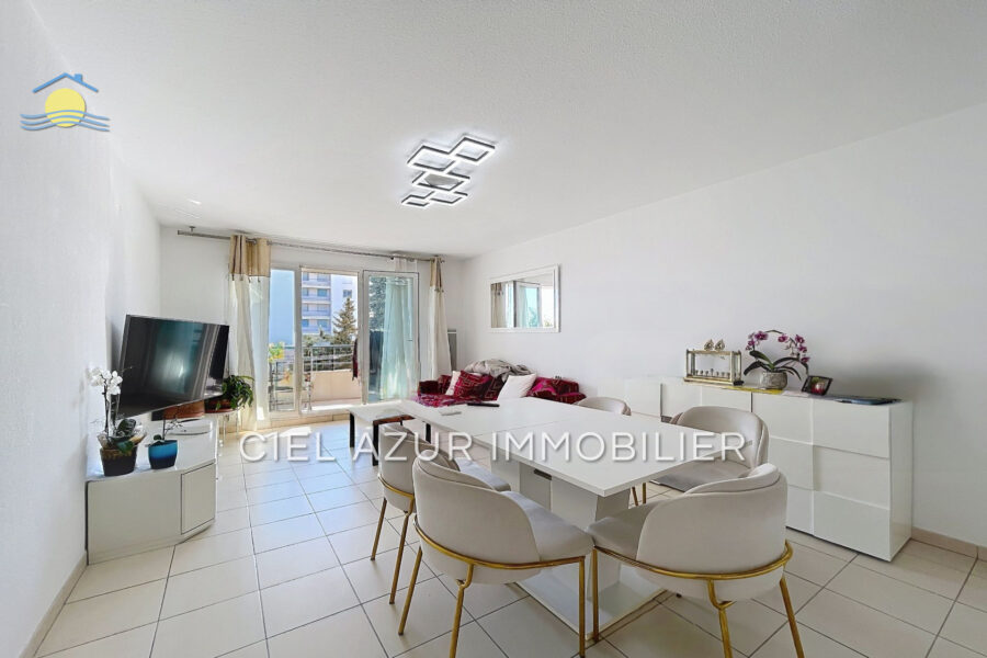 Appartement à vendre à Juan-les-pins — Vue sur la ville — photo 3
