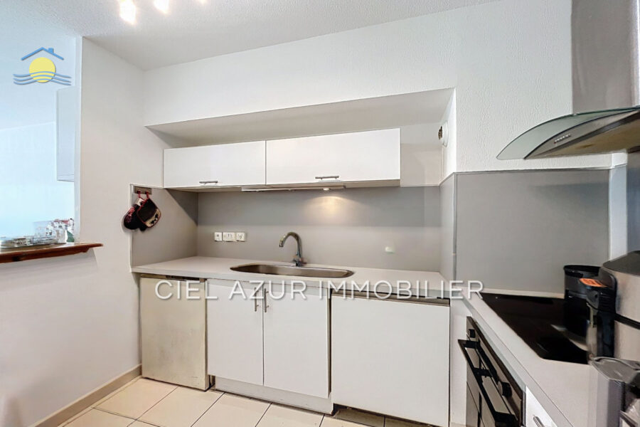 Appartement à vendre à Juan-les-pins — Vue sur la ville — photo 4