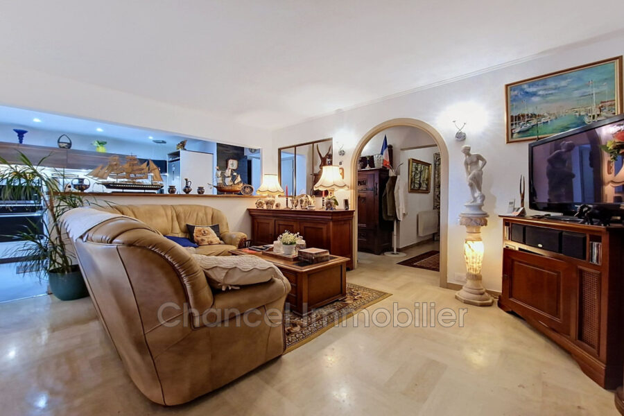 Appartement à vendre à Antibes — Vue sur la ville — photo 2