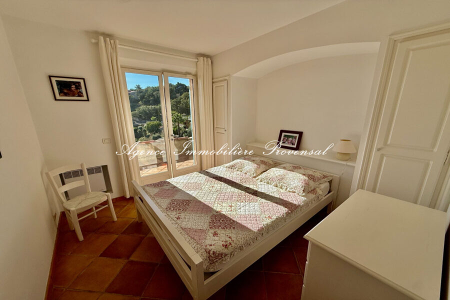 Maison à vendre à Sainte-maxime — Vue mer — photo 16