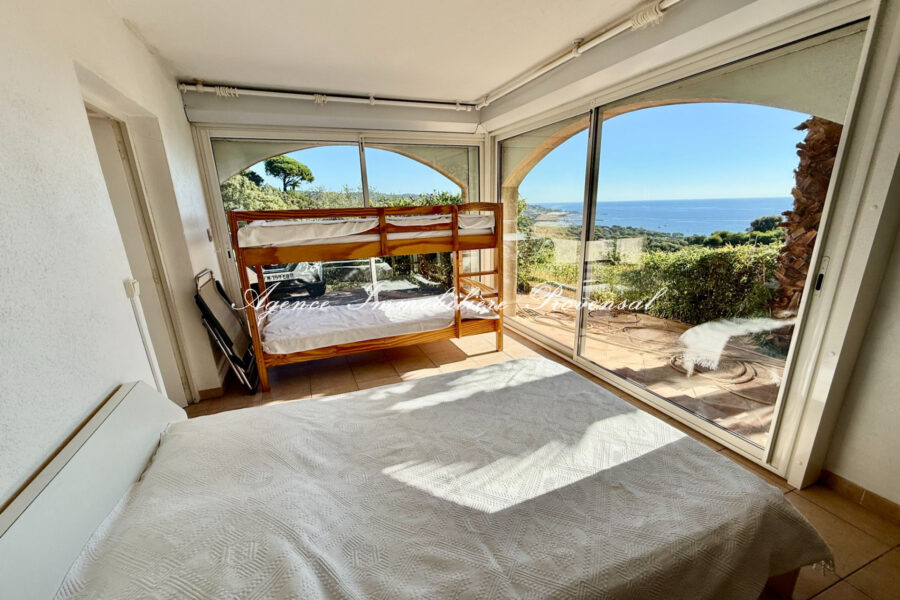 Maison à vendre à Sainte-maxime — Vue mer — photo 18