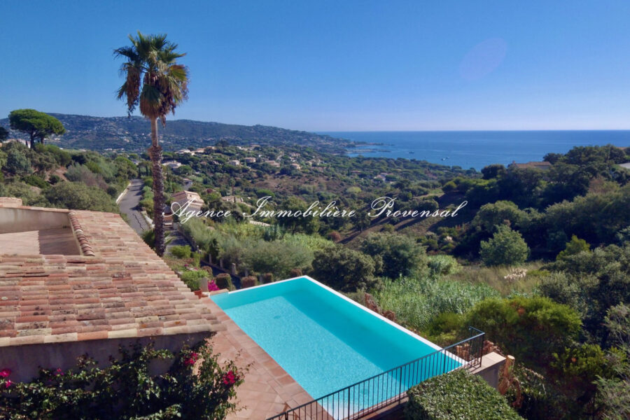 Maison à vendre à Sainte-maxime — Vue mer — photo 5